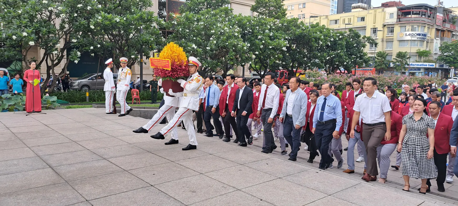 Mừng công đoàn huấn luyện viên, vận động viên đạt thành tích tại SEA Games 32