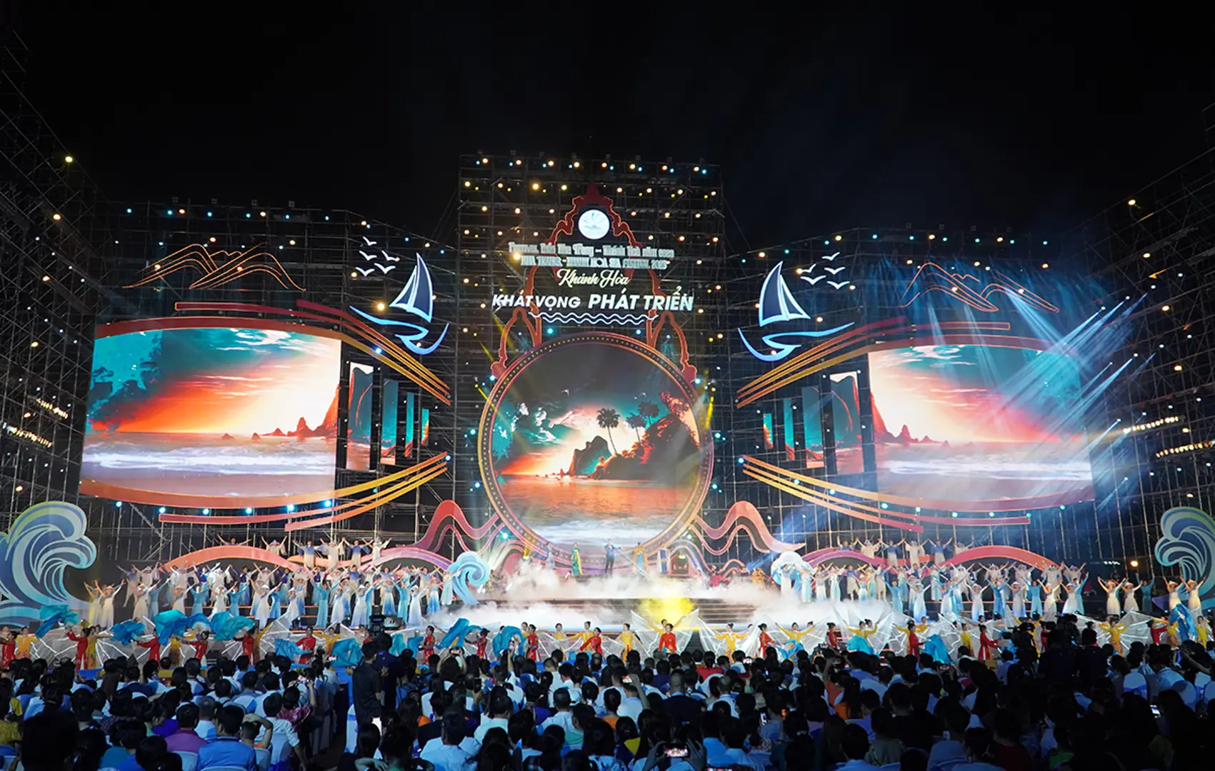 Mãn nhãn lễ khai mạc Festival Biển Nha Trang – Khánh Hòa 2023