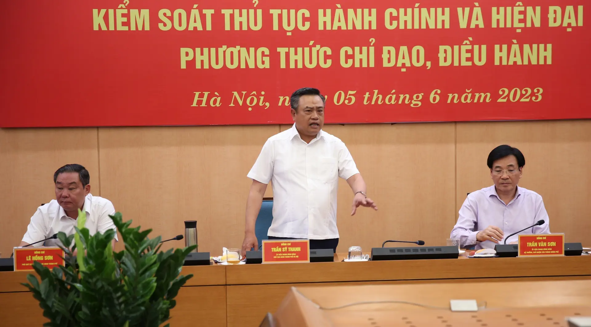 Hà Nội:Nỗ lực cải cách thủ tục hành chính, tạo thuận lợi nhất cho người dân