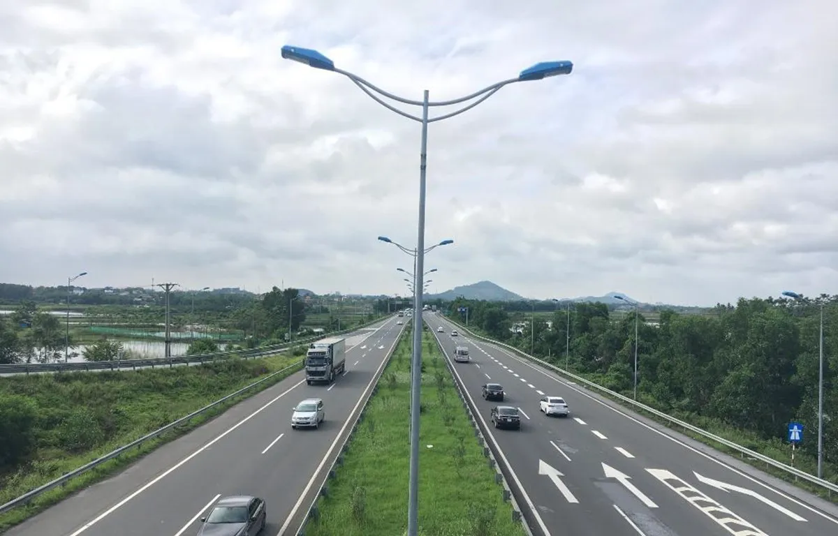 Chốt ngày khởi công 4 dự án cao tốc quan trọng phía Nam