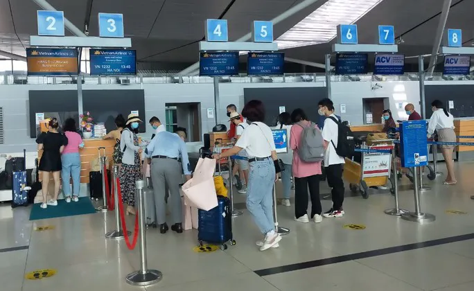 Đề xuất tăng mức trần giá vé máy bay nội địa: Cao nhất 4 triệu đồng/vé