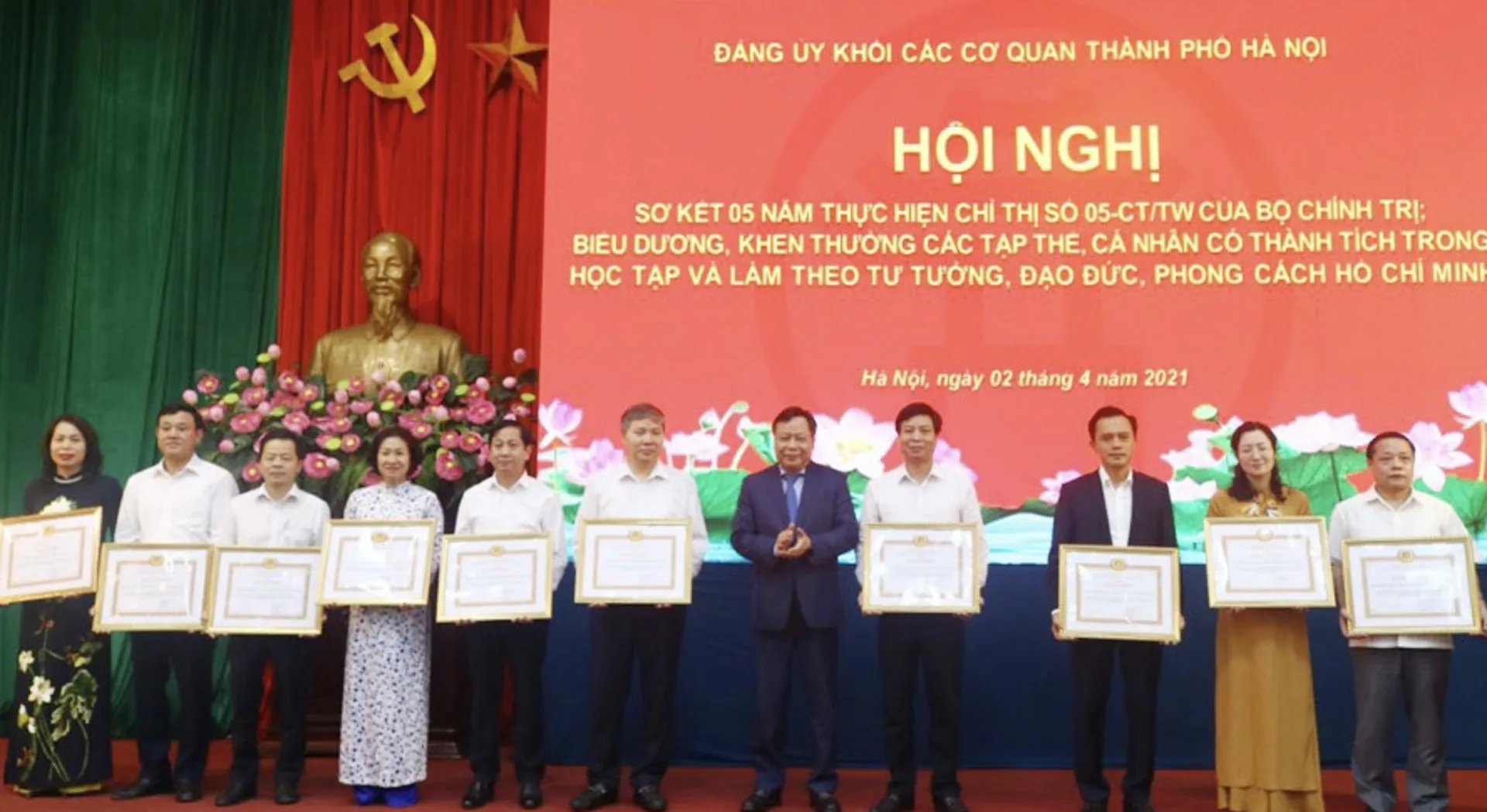 Hà Nội: Chuyển biến mạnh mẽ về nhận thức, hành động trong học Bác