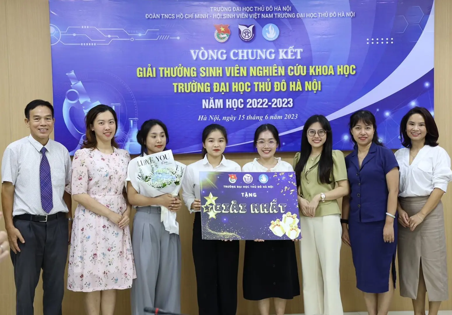 Sân chơi khoa học bổ ích cho sinh viên