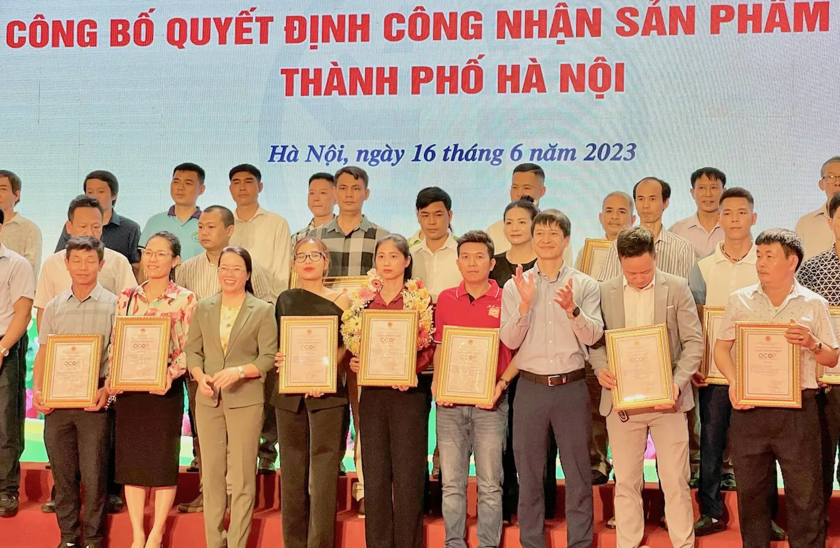 Hà Nội trao giấy chứng nhận cho 518 sản phẩm OCOP