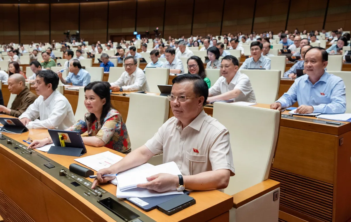 Tăng tuổi nghỉ hưu trong ngành công an, bổ sung 6 vị trí có cấp tướng