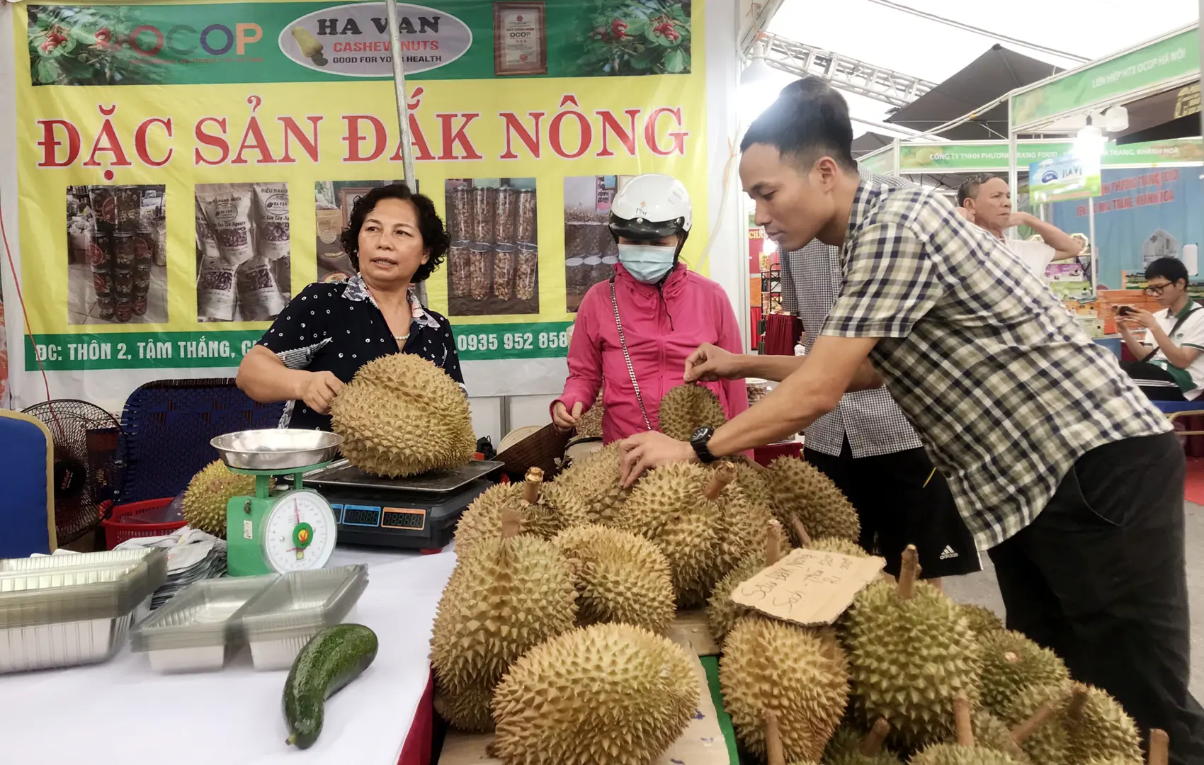 Khai mạc Tuần hàng trái cây, nông sản 2023 tại Hà Nội 