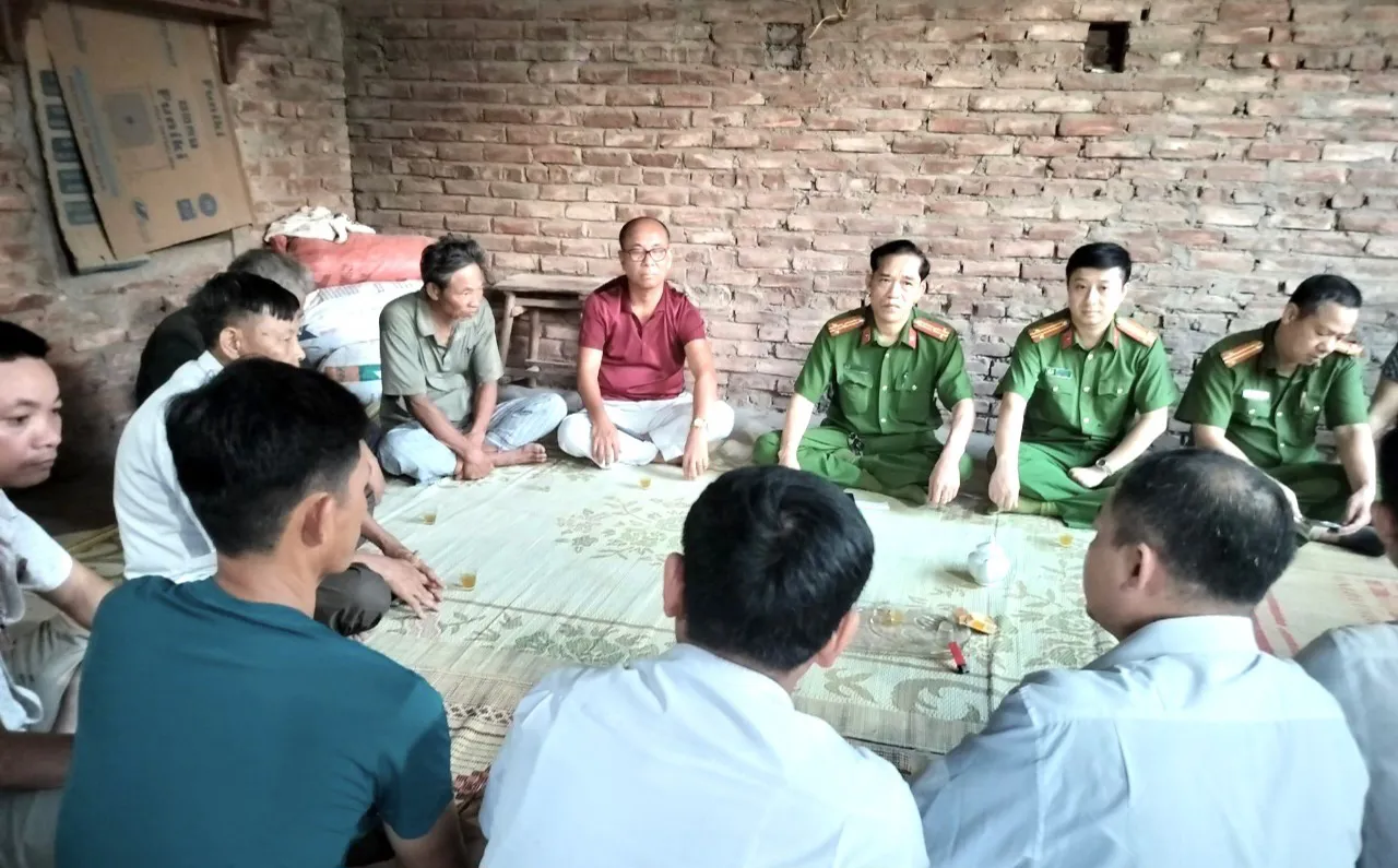 Vụ "bắn nhầm" dê ở An Phú: Công an huyện Mỹ Đức xin lỗi người dân