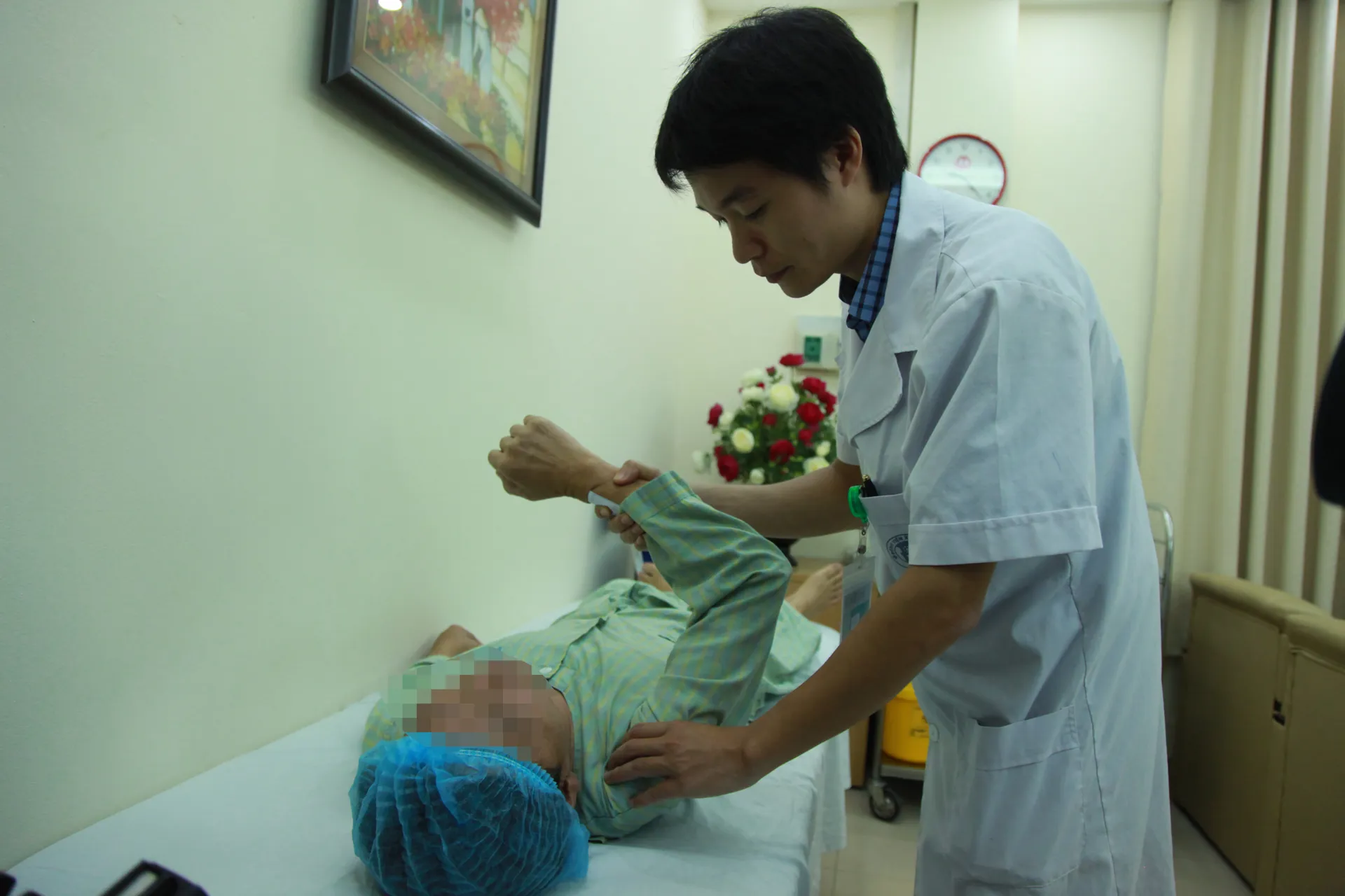 Bệnh gout không chỉ có ở người giàu
