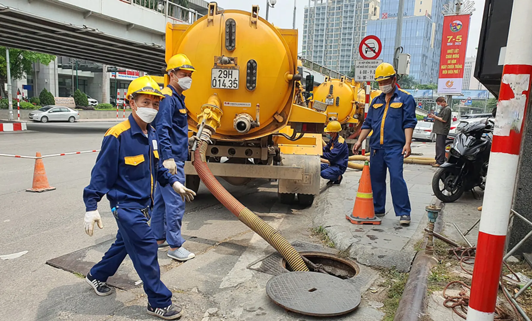 Ngành thoát nước tăng cường ứng phó với bão số 1