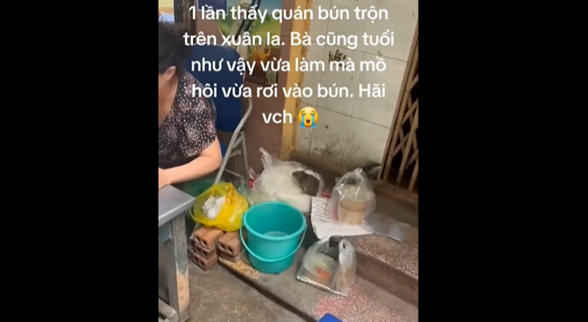 Video chuột chễm chệ trên túi bún không phải ở phường Xuân La