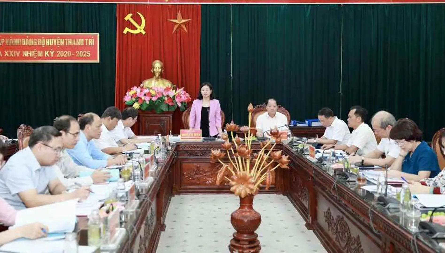 Phó Bí thư Thường trực Thành ủy kiểm tra công tác cán bộ tại Thanh Trì