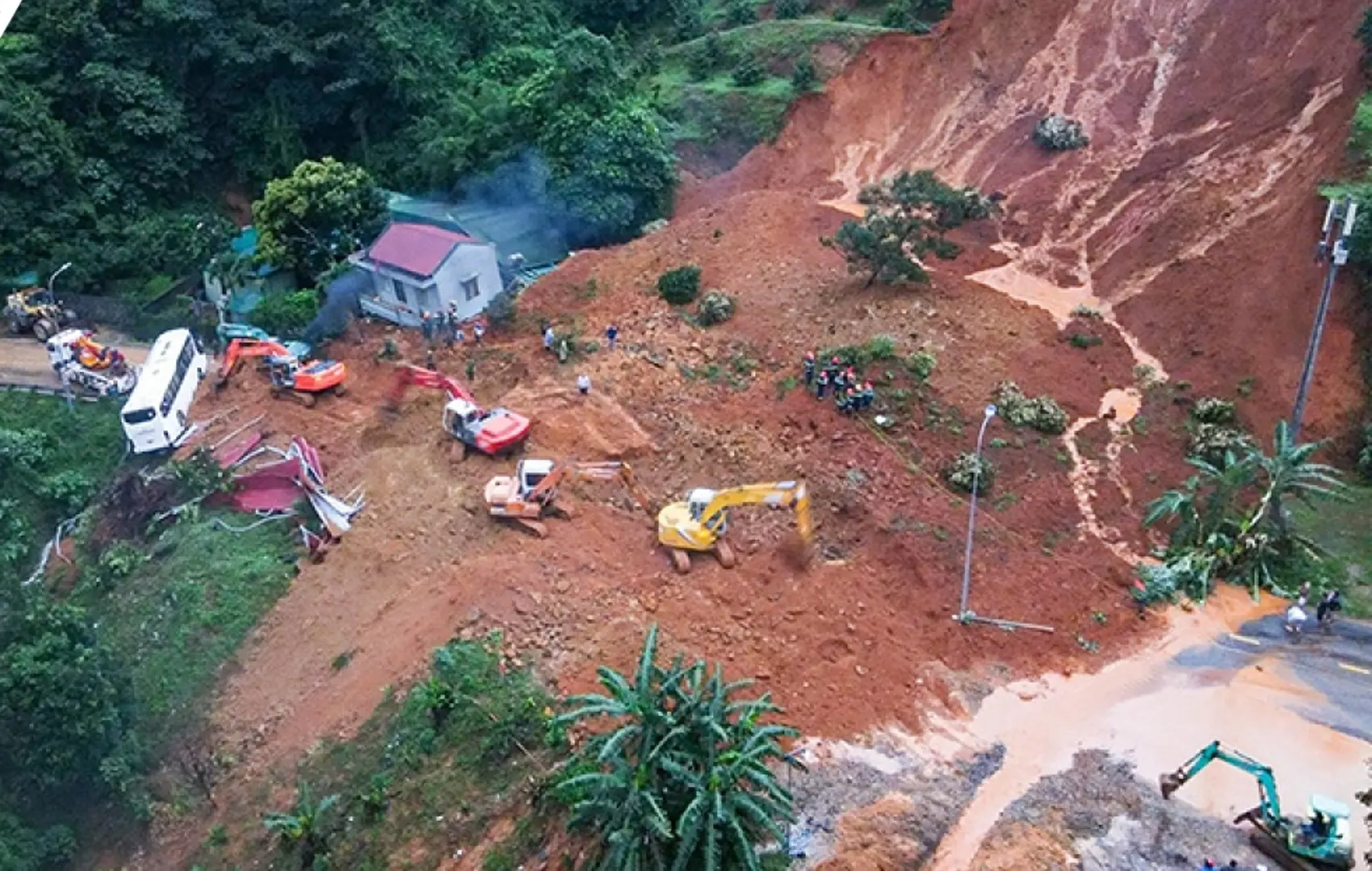 Tiếp tục cảnh báo mưa lớn và nguy cơ cao sạt lở đất tại Lâm Đồng