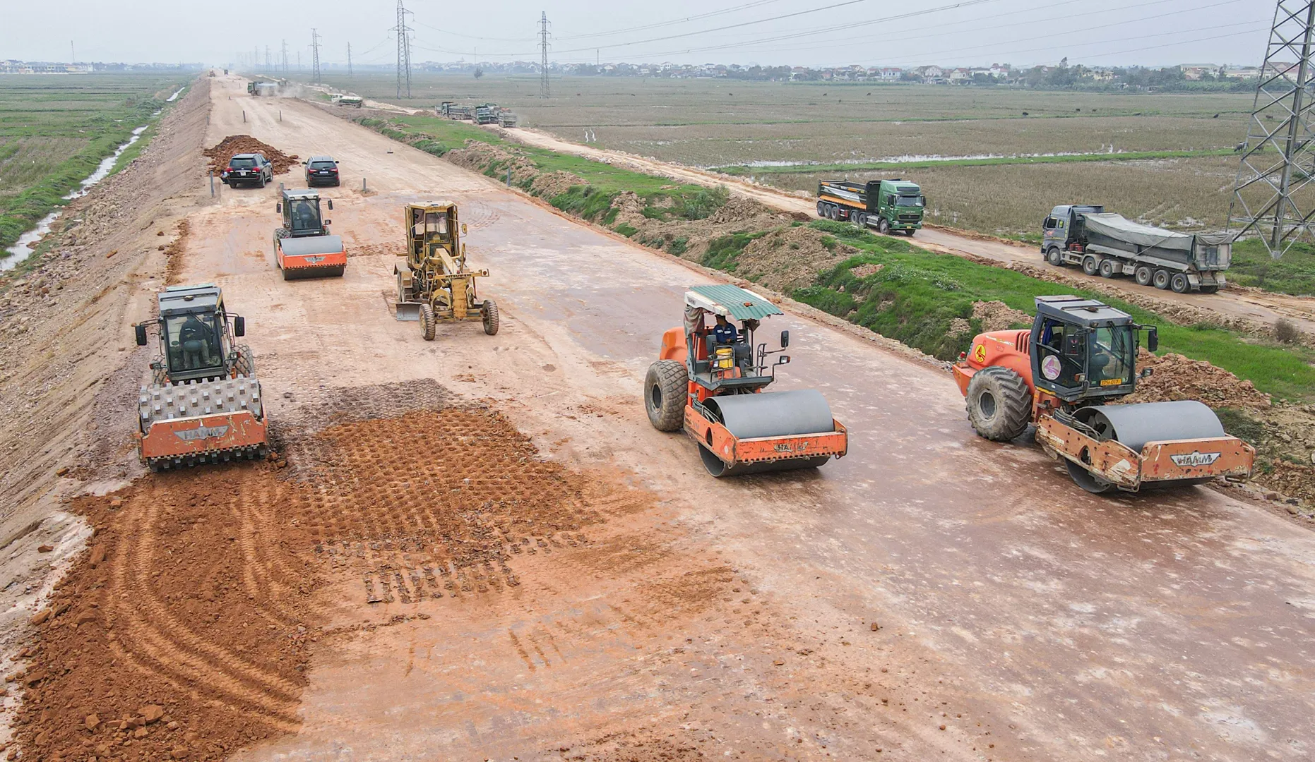 Tin tức tổng hợp hấp dẫn nhất trên báo in ra ngày 26/8/2023