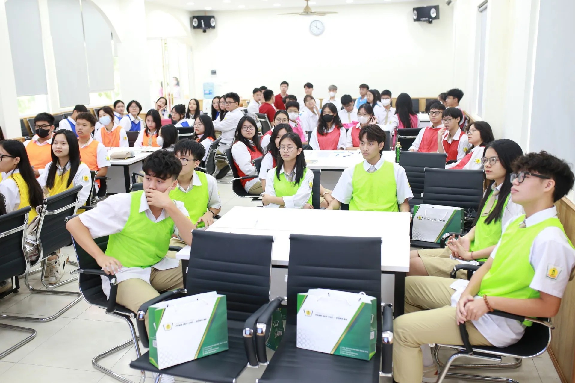 Tin tức tổng hợp hấp dẫn nhất trên báo in ra ngày 30/8/2023