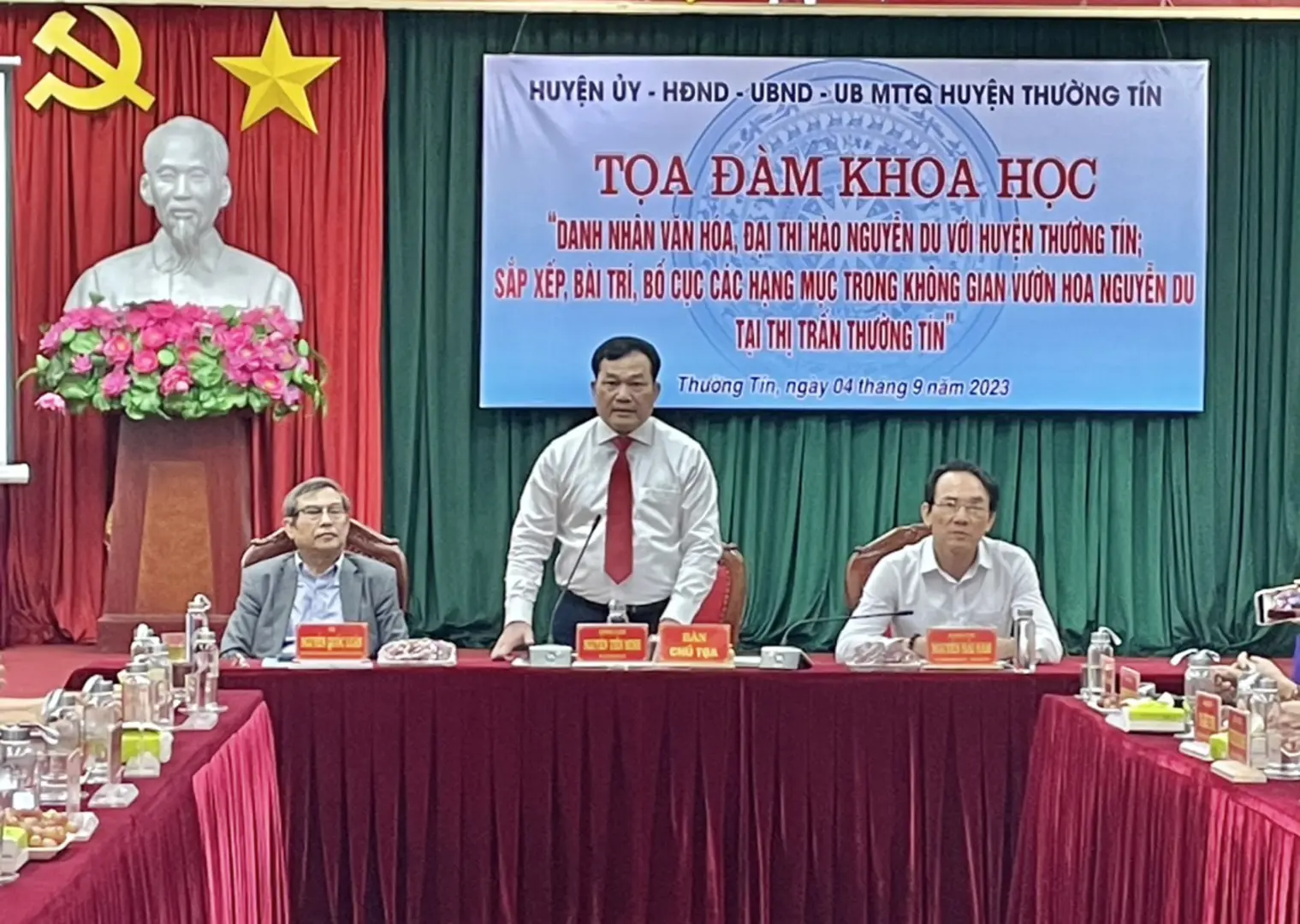 Huyện Thường Tín tọa đàm khoa học bài trí hạng mục trong Vườn hoa Nguyễn Du