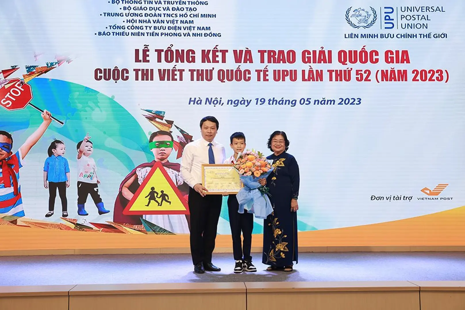 Học sinh Việt giành giải Ba cuộc thi viết thư quốc tế UPU 2023