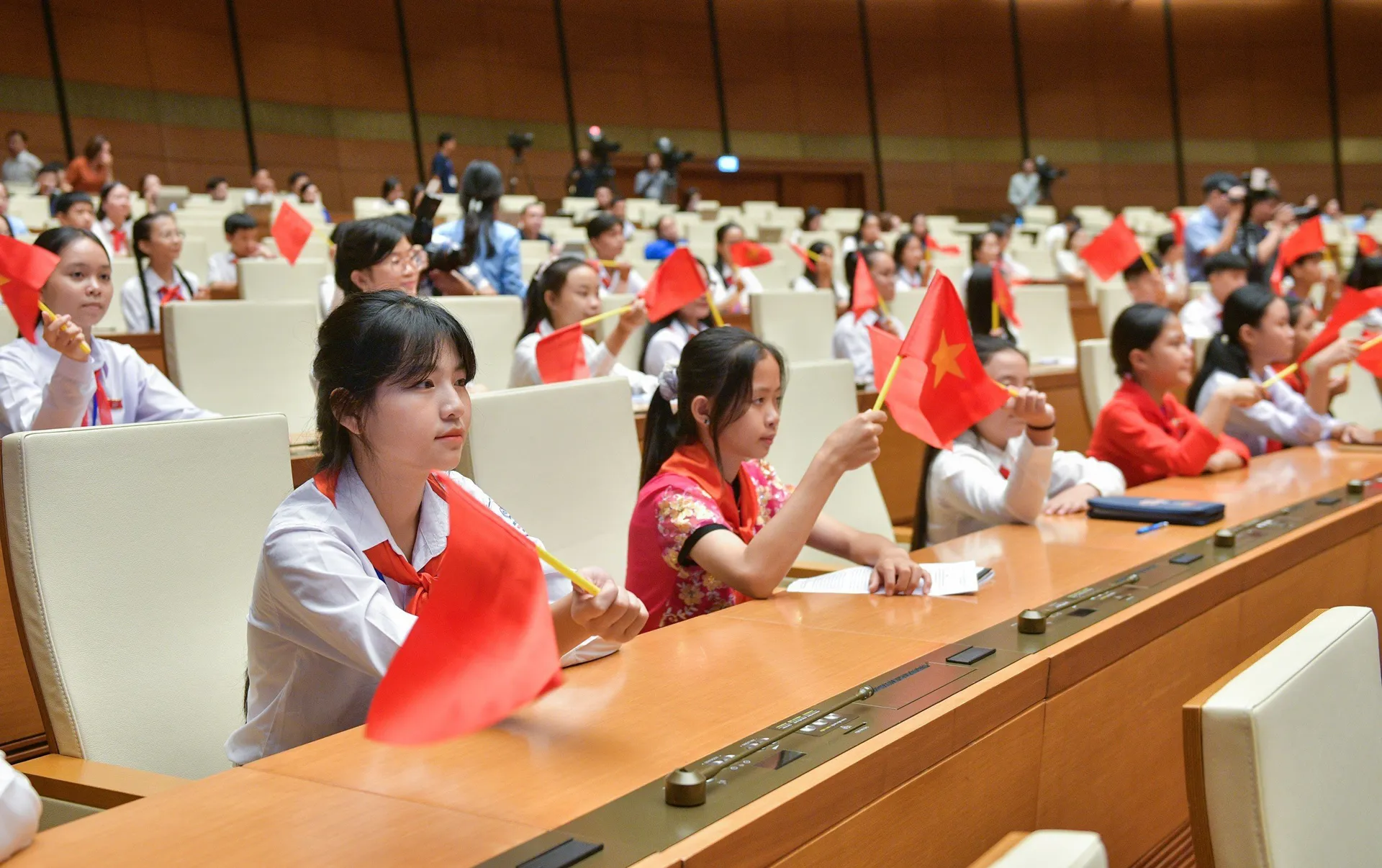 Hướng trẻ em trở thành những công dân có trách nhiệm với đất nước