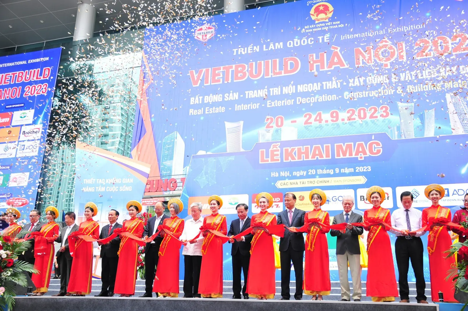 Toàn cảnh ngày đầu triển lãm Vietbuild lần thứ 2 tại Hà Nội