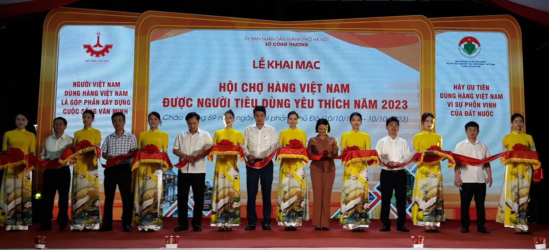 Khai mạc Hội chợ Hàng Việt Nam được người tiêu dùng yêu thích năm 2023