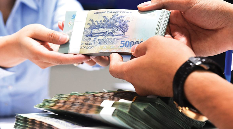 Khi tín dụng ngân hàng vẫn “nặng vai"