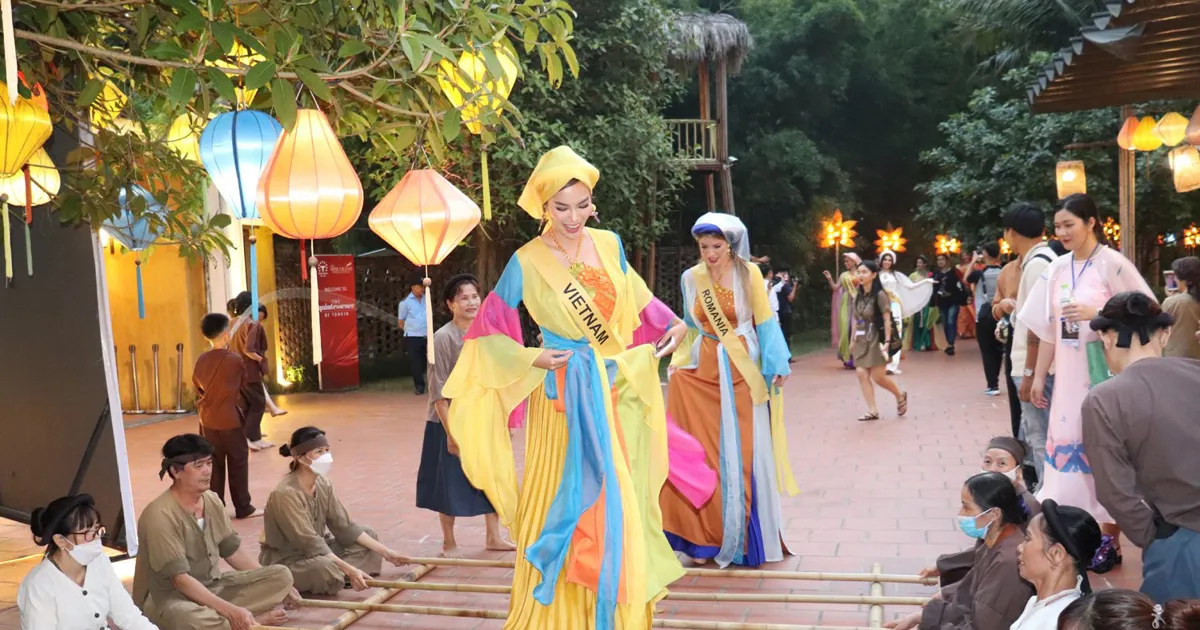 ThÃ­ sinh Miss Grand International 2023 hÃ o há»©ng nháº£y sáº¡p, Äi chá»£ quÃª Viá»t Nam