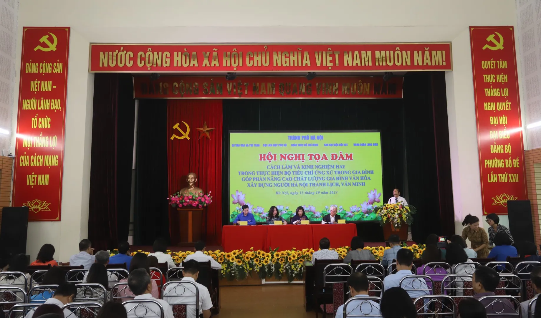 Thực hiện bộ tiêu chí ứng xử trong gia đình: Mưa dầm thấm lâu