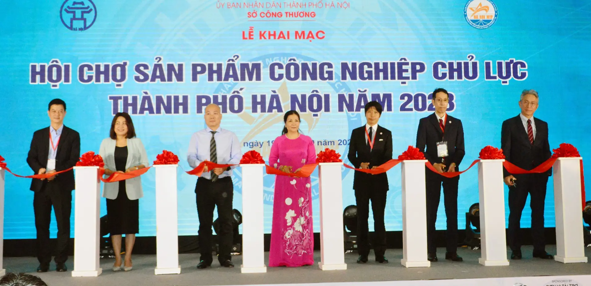 Khai mạc hội chợ quốc tế sản phẩm công nghiệp chủ lực TP Hà Nội 2023