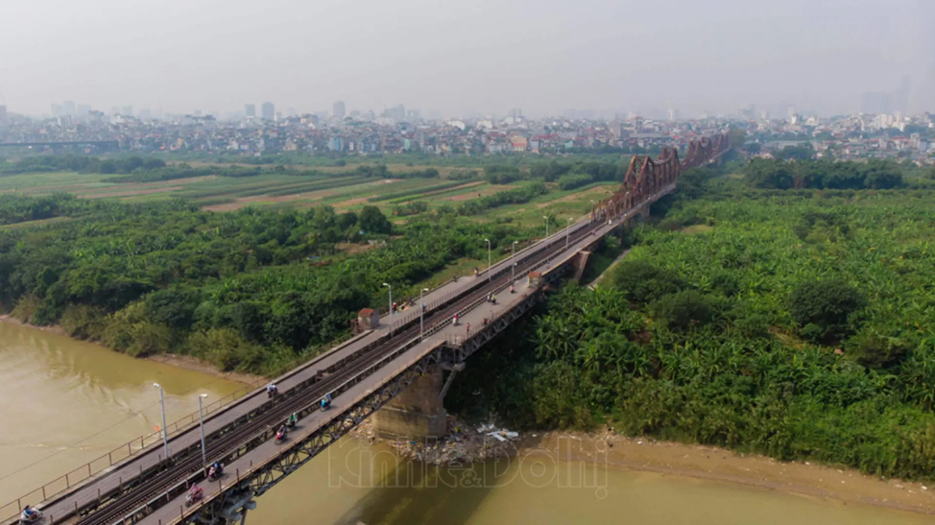 Cấp thiết có phương án quy hoạch, bảo tồn giá trị cầu Long Biên