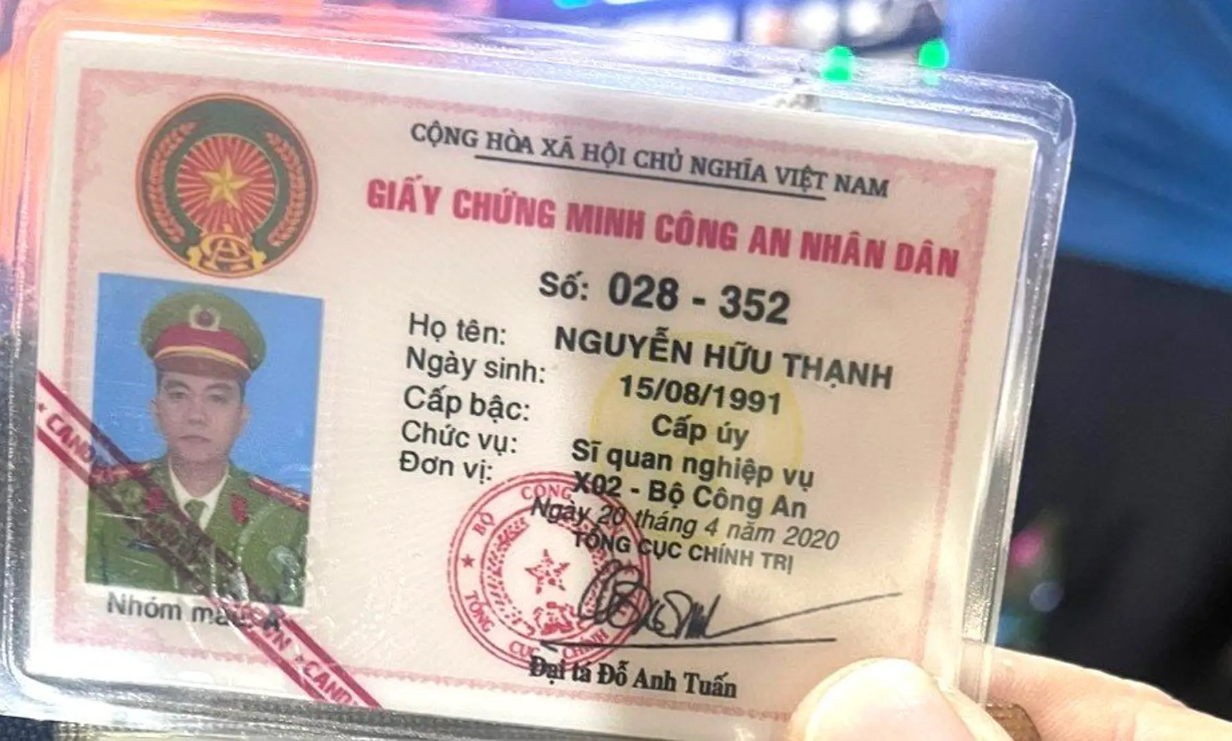 Bắt đối tượng đóng giả công an, mở văn phòng luật sư để lừa đảo 