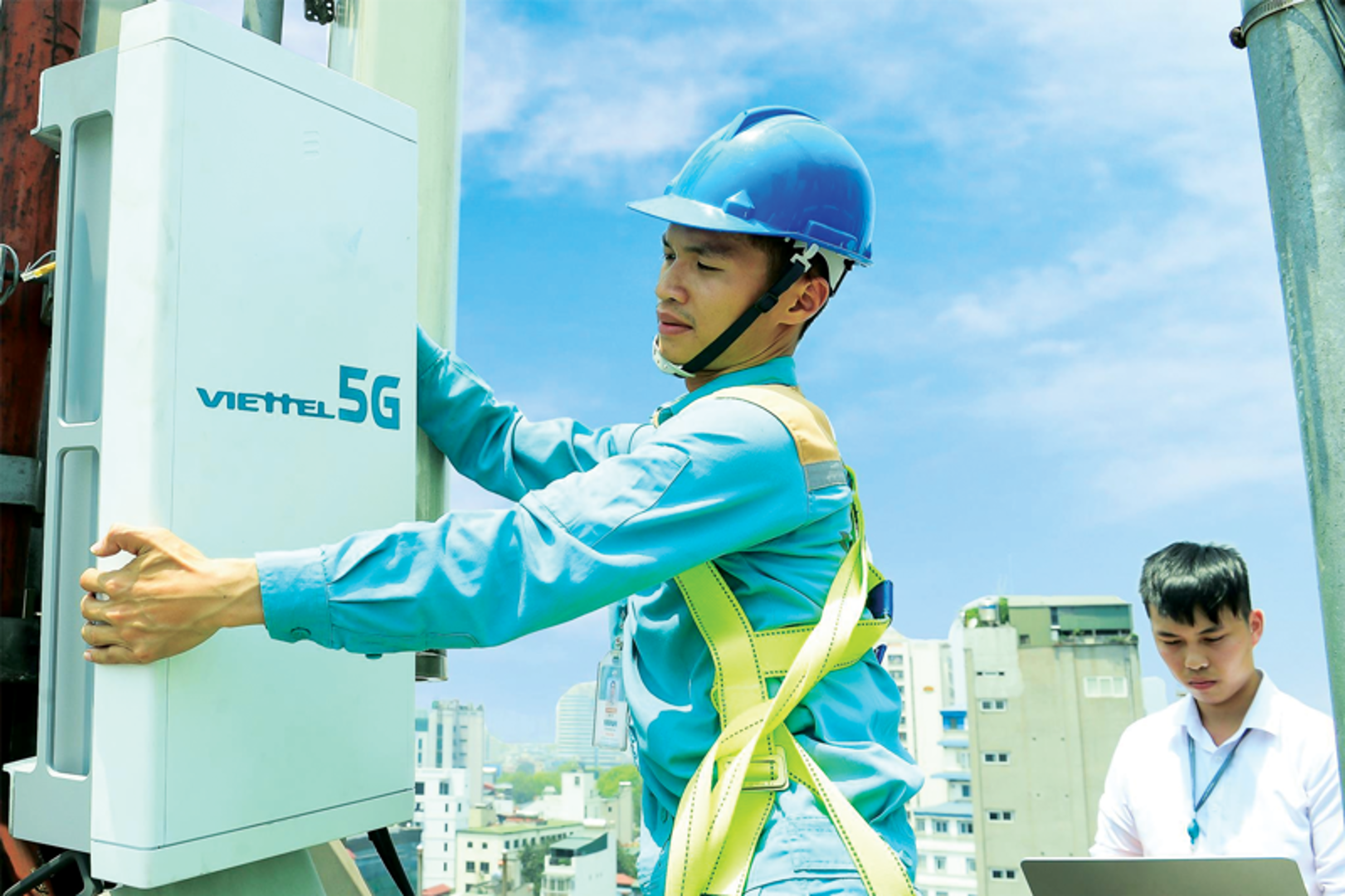 Bộ TT&TT sẽ đấu giá băng tần 3700 MHz cho 5G