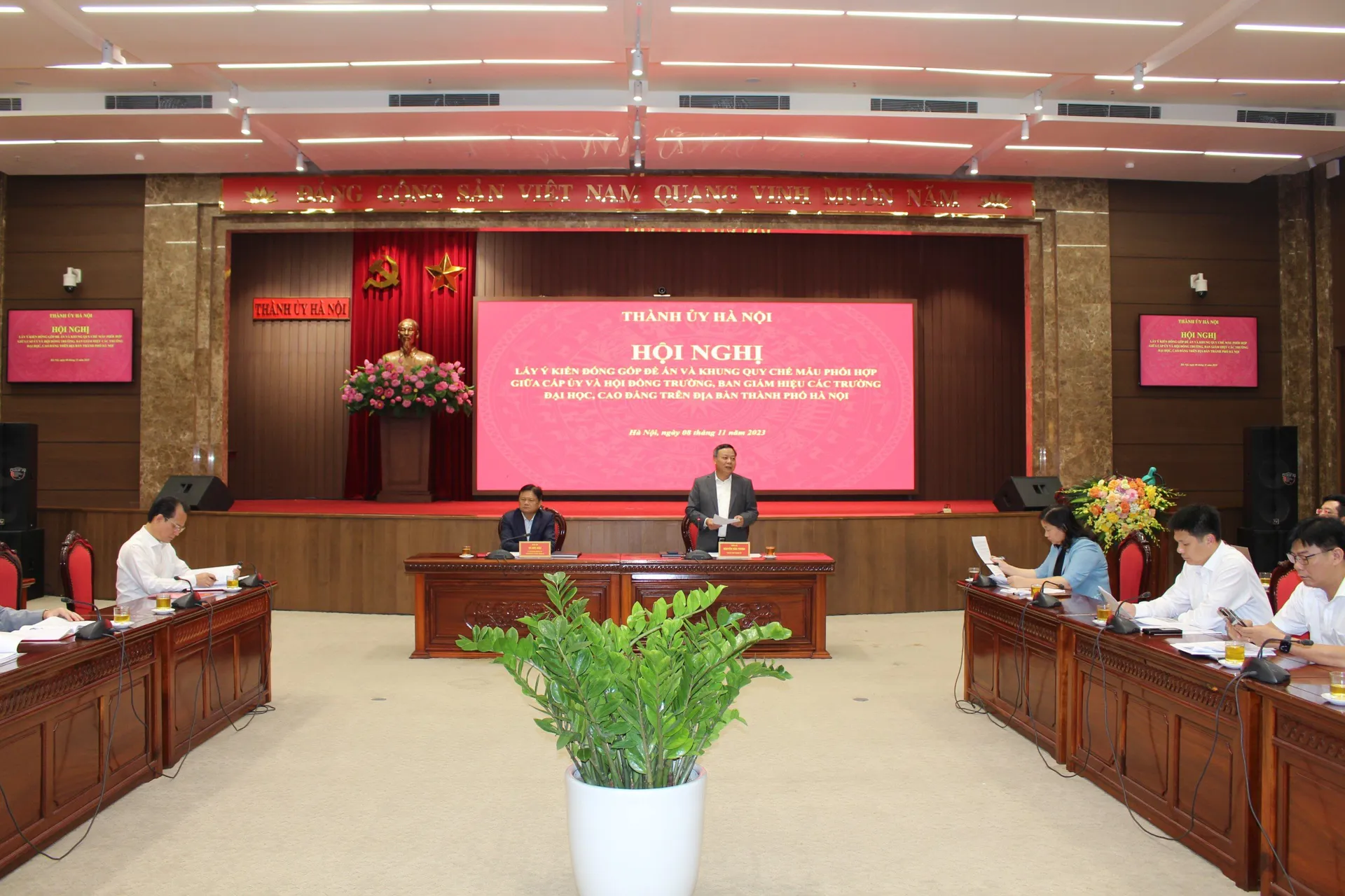 Hội đồng trường là cơ quan thực quyền cao nhất ở trường đại học