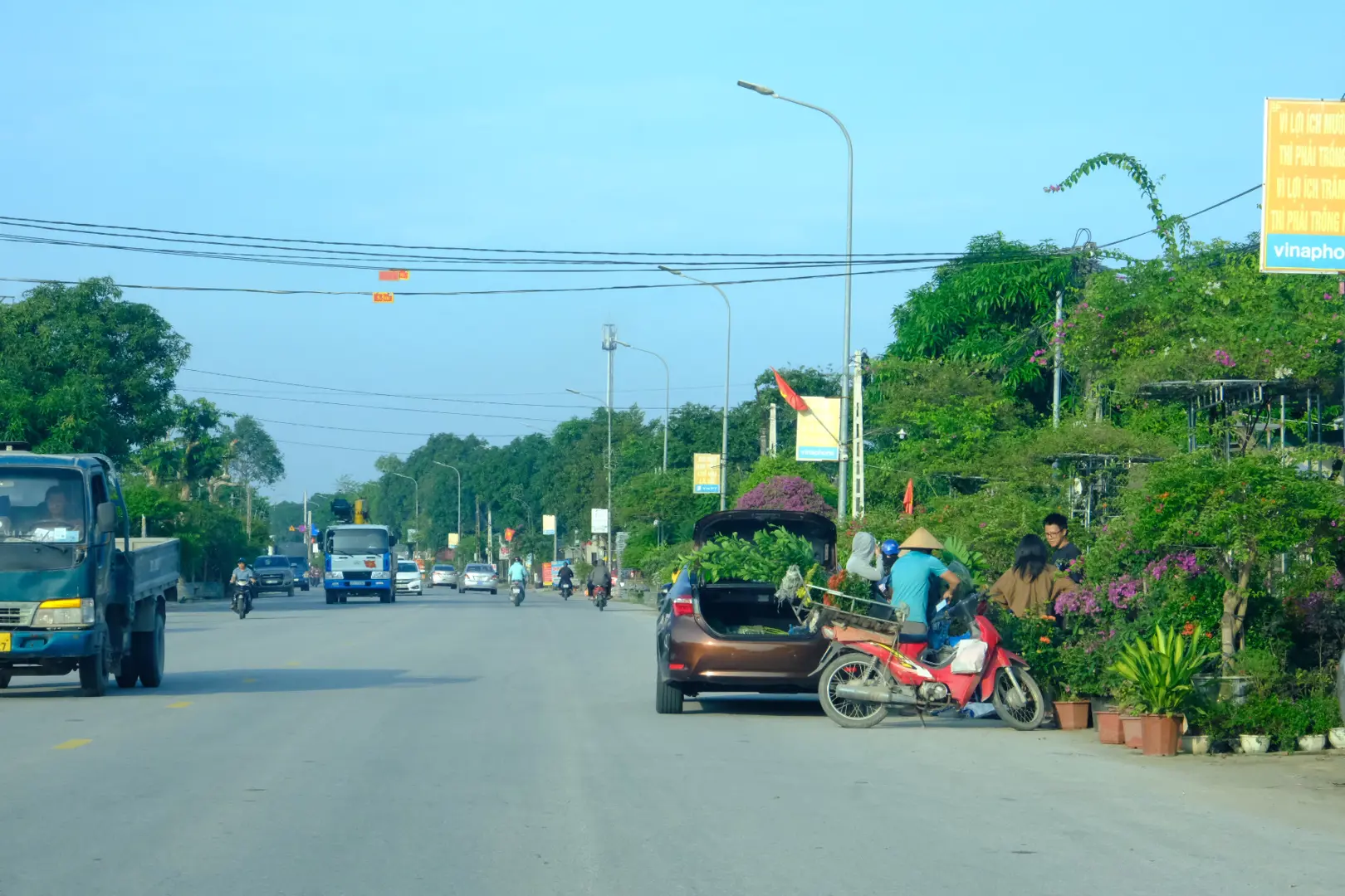 Nghệ An: Cần chấn chỉnh tình trạng lấn chiếm lòng, lề đường trên Quốc lộ 46