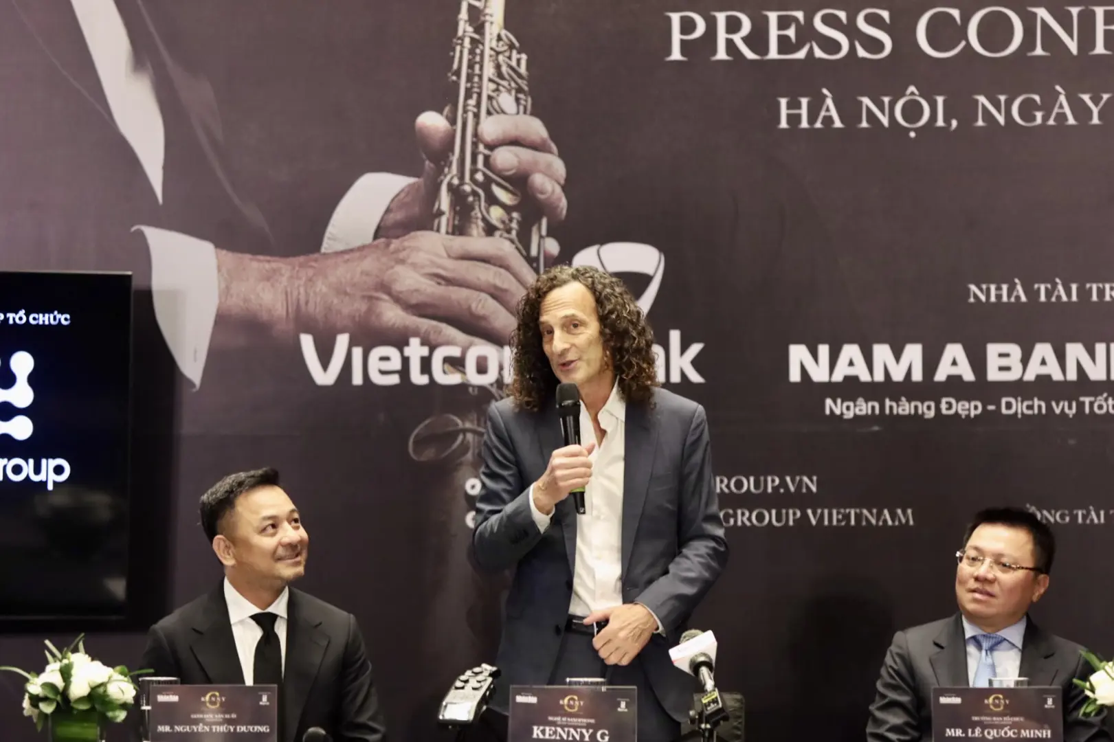 Nghệ sĩ saxophone Kenny G: "Tôi sáng tác, biểu diễn đều thực hiện bằng trái tim"