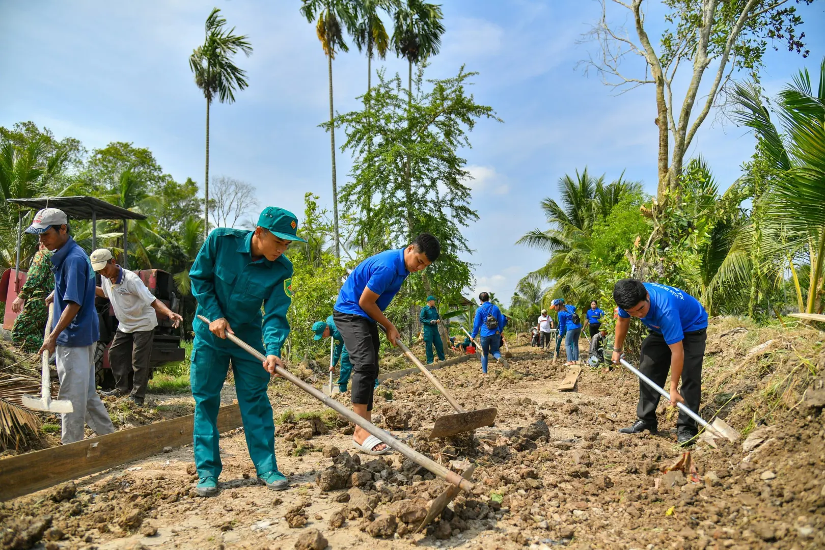 Xây dựng 32 căn nhà đại đoàn kết dịp Tết quân, dân Chôl Chnăm Thmây 