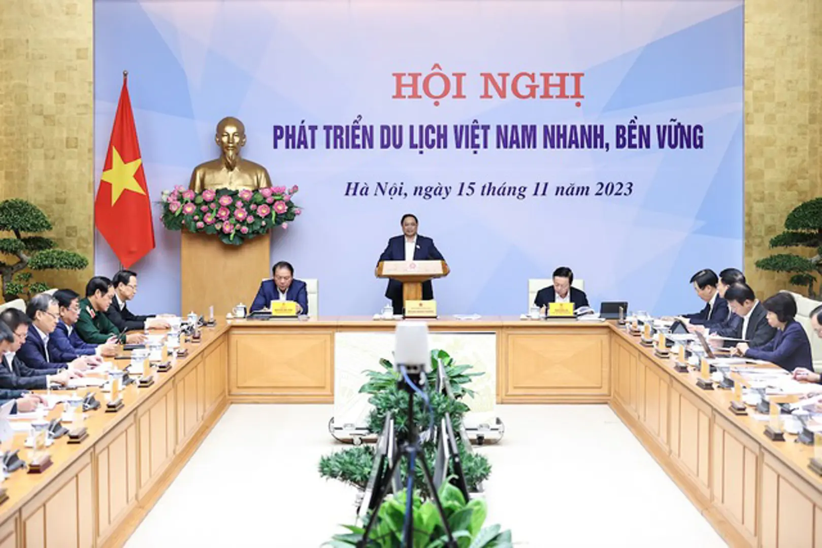 Khai mạc Hội nghị "Phát triển du lịch Việt Nam nhanh, bền vững”