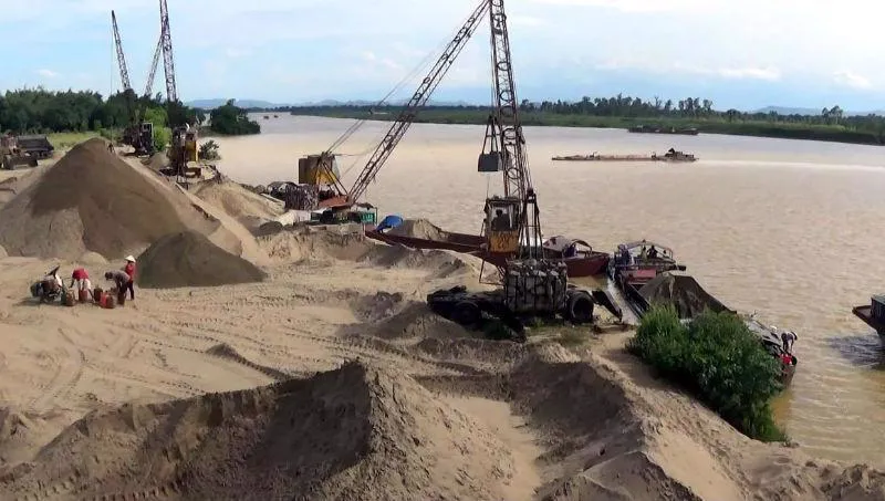 Hà Nội: Xử lý nghiêm các vi phạm trong đấu giá quyền khai thác khoáng sản