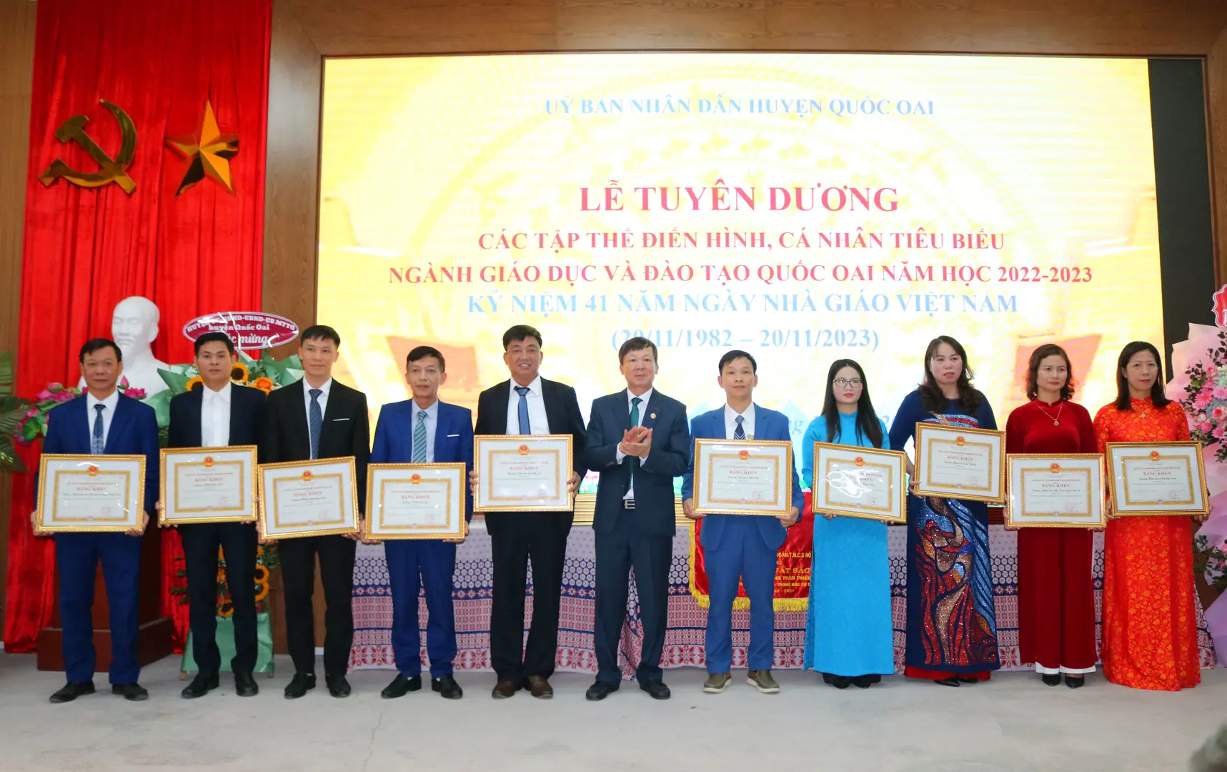 Huyện Quốc Oai vinh danh các nhà giáo tiêu biểu