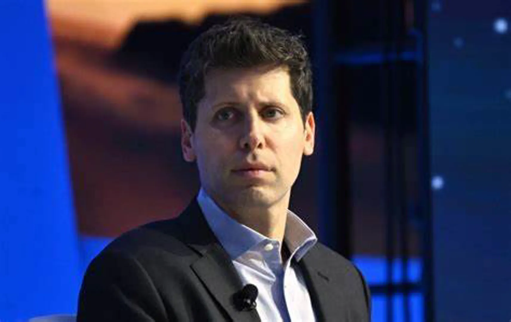 Sam Altman làm gì ở Microsoft ?