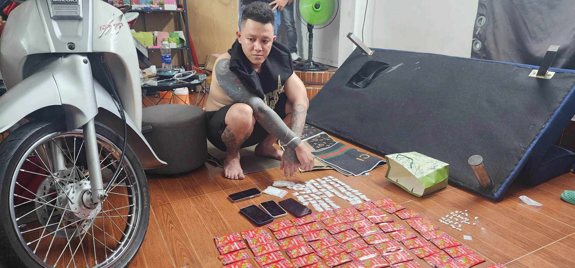 Đang chờ chấp hành án tù, đối tượng tiếp tục tàng trữ ma túy