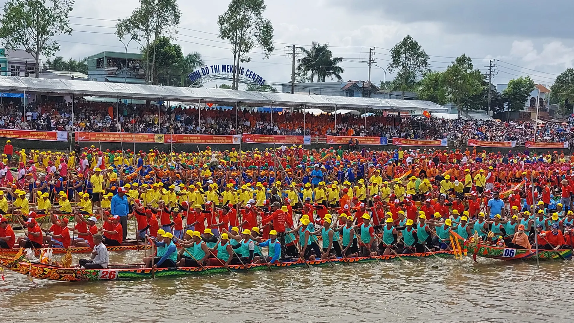 Sóc Trăng: Tưng bừng Khai mạc Giải đua ghe Ngo 2023