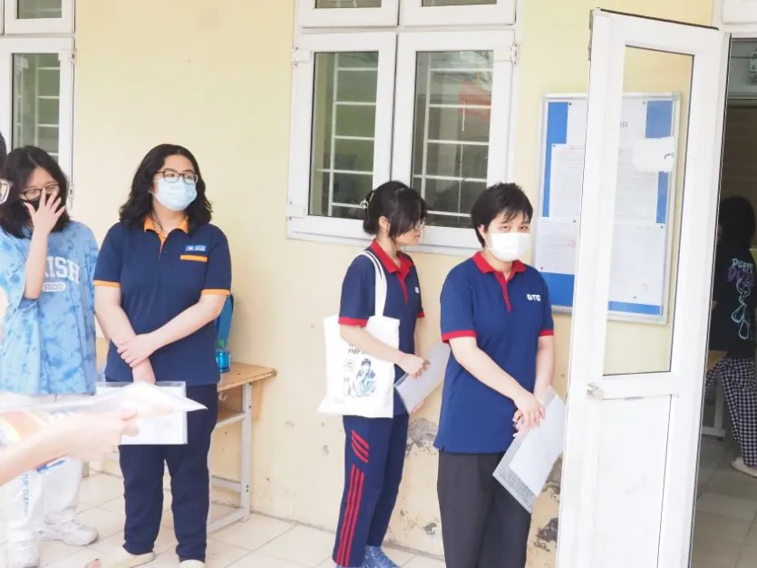 Bài 2: Càng giỏi càng học thêm nhiều