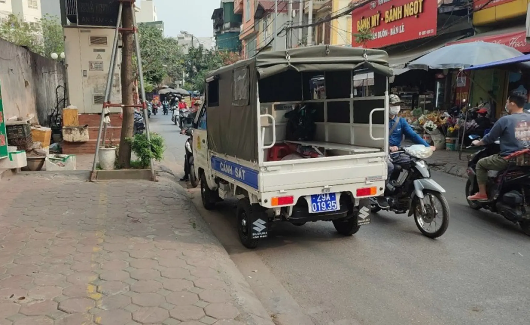 Quận Hai Bà Trưng: Một năm quyết liệt giành lại vỉa hè cho người đi bộ