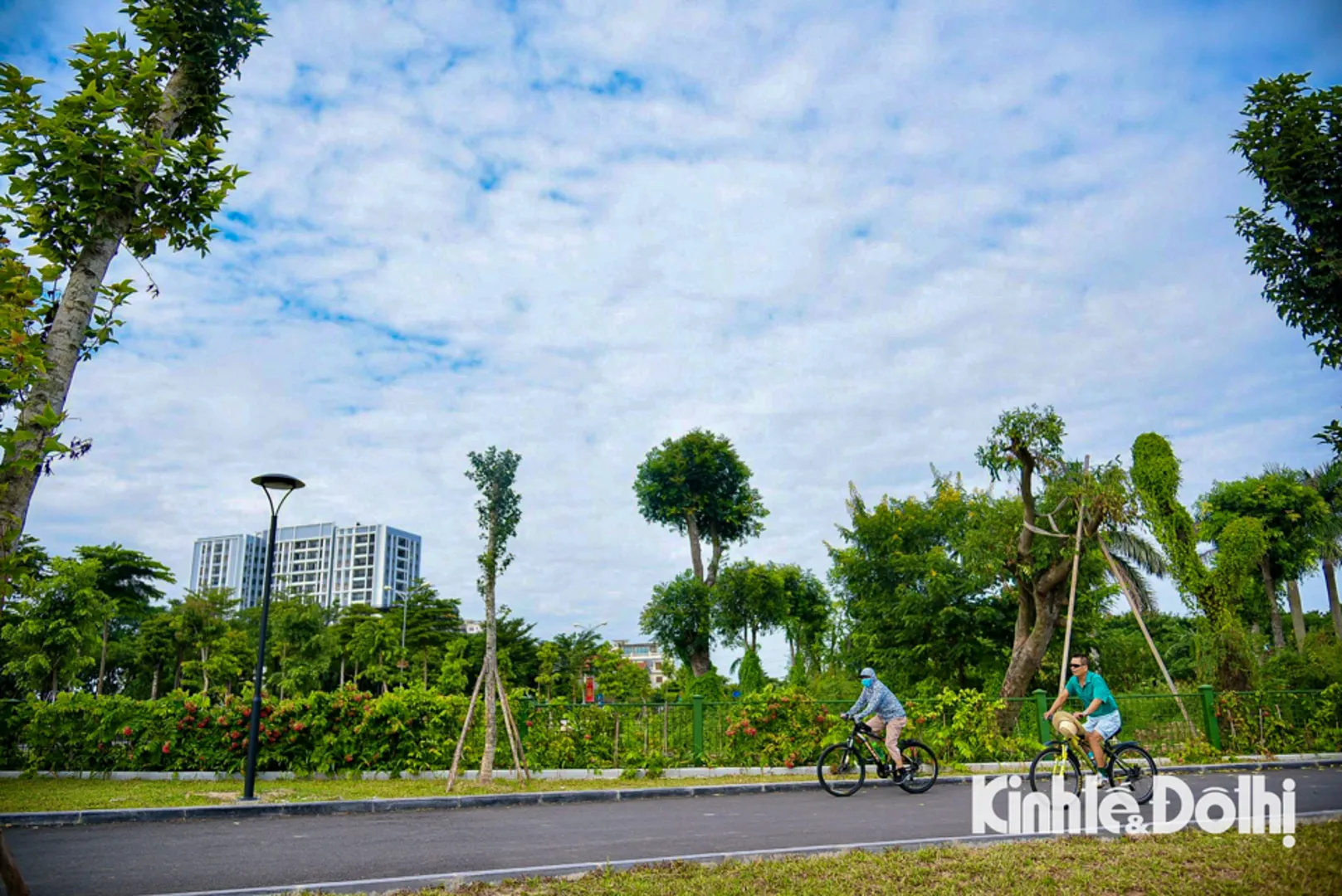 Dự báo thời tiết đêm 21, ngày 22/12: Hà Nội có mây, trời rét đậm