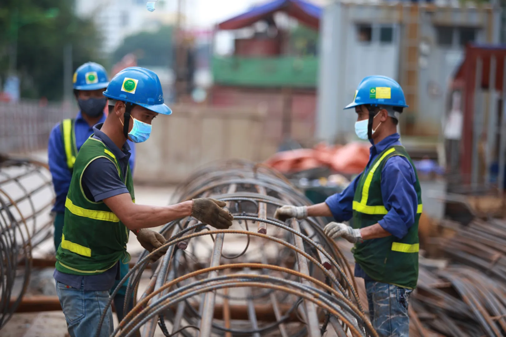 Giá thép hôm nay 30/12: Đồng loạt giảm nhẹ trên sàn giao dịch