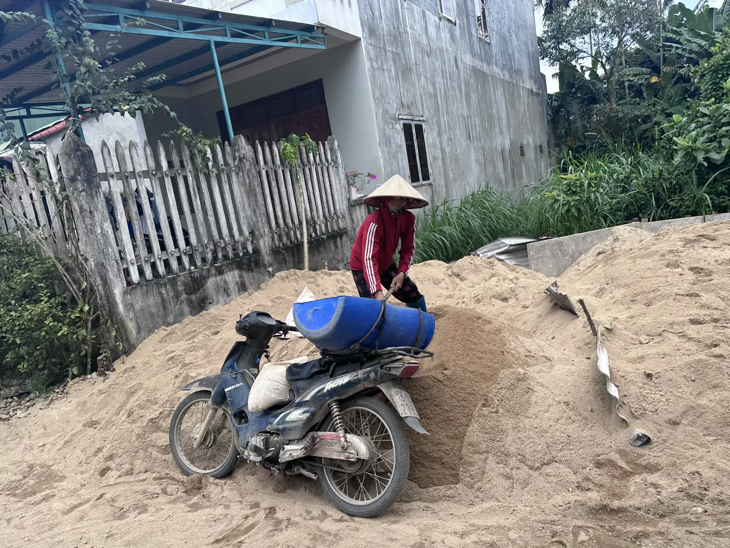 Ngăn đầu cơ, Quảng Ngãi lại đưa cát xây dựng vào diện phải kê khai giá