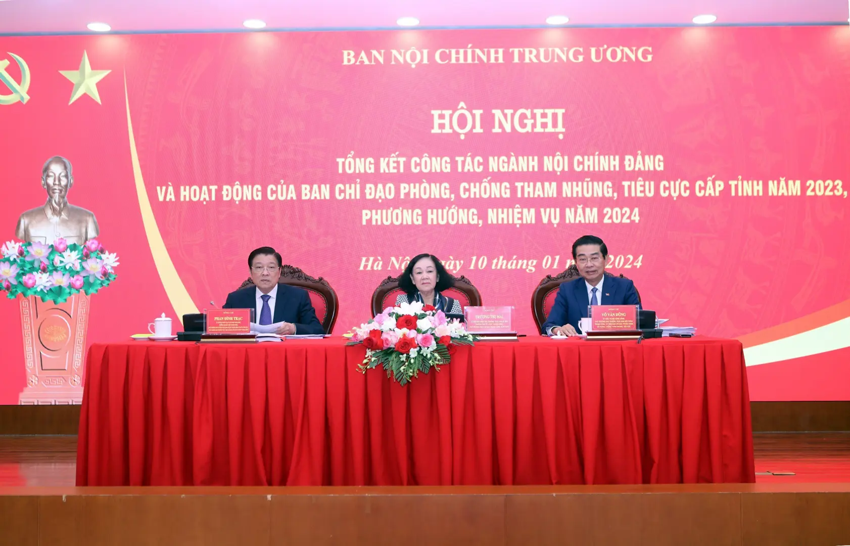 Tiếp tục tăng cường kiểm soát quyền lực trong phòng, chống tham nhũng, tiêu cực