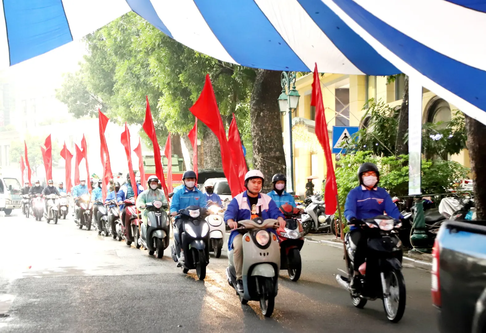 Quận Hoàn Kiếm: Ra quân đảm bảo trật tự đô thị, an toàn giao thông, VSMT