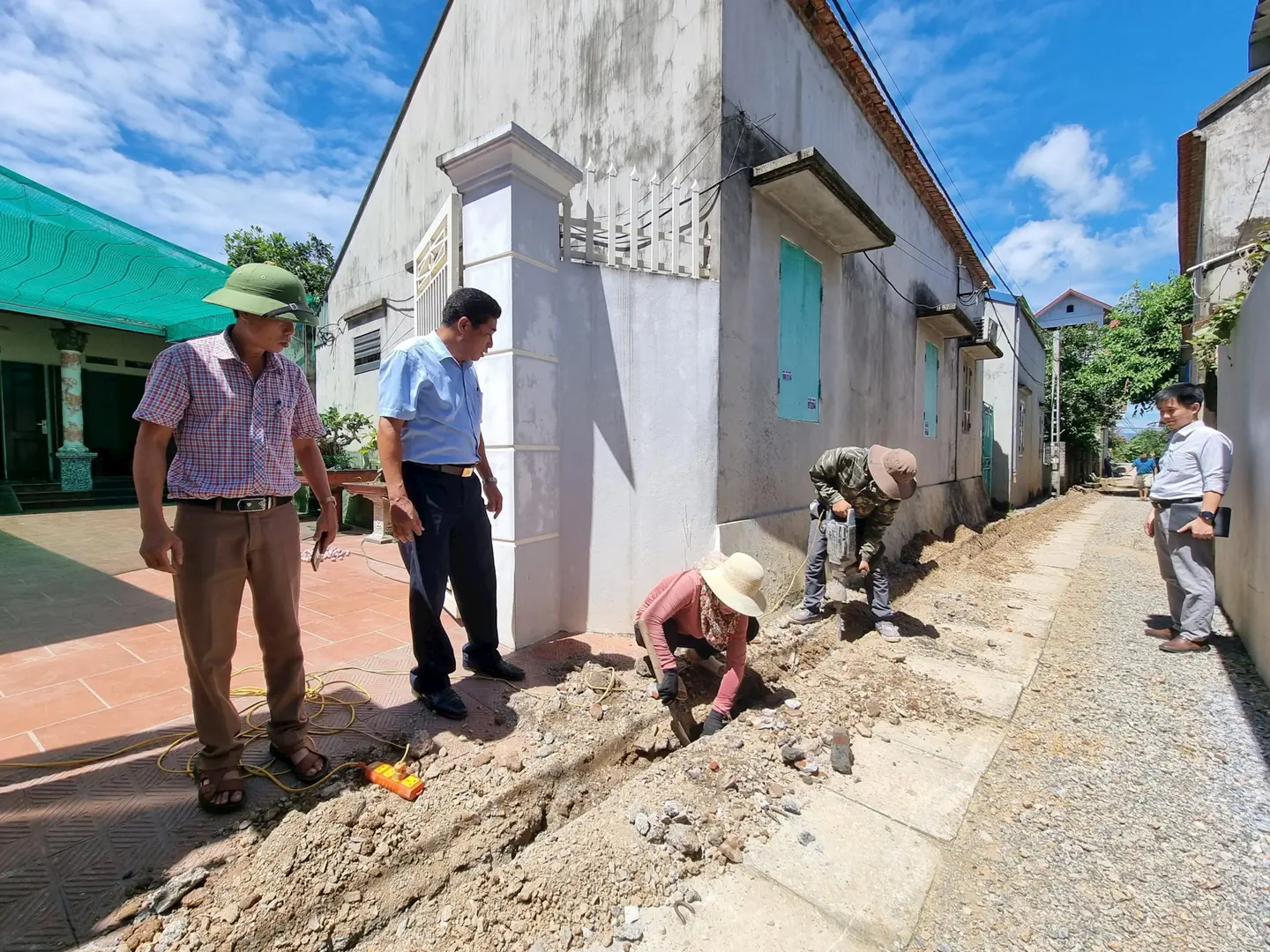 Đưa nước sạch về nông thôn: Sớm gỡ vướng mắc, mạnh tay với chủ đầu tư yếu kém