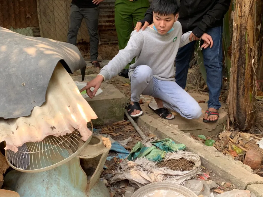 Bình Dương: Tạm giữ các đối tượng trong đường dây mua bán ma tuý