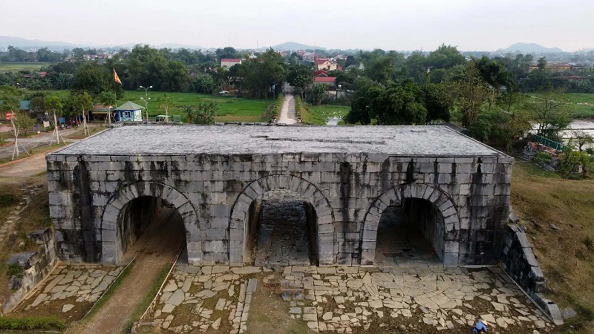 Ngỡ ngàng với kiến trúc toà thành đá lớn nhất còn lại ở Đông Nam Á